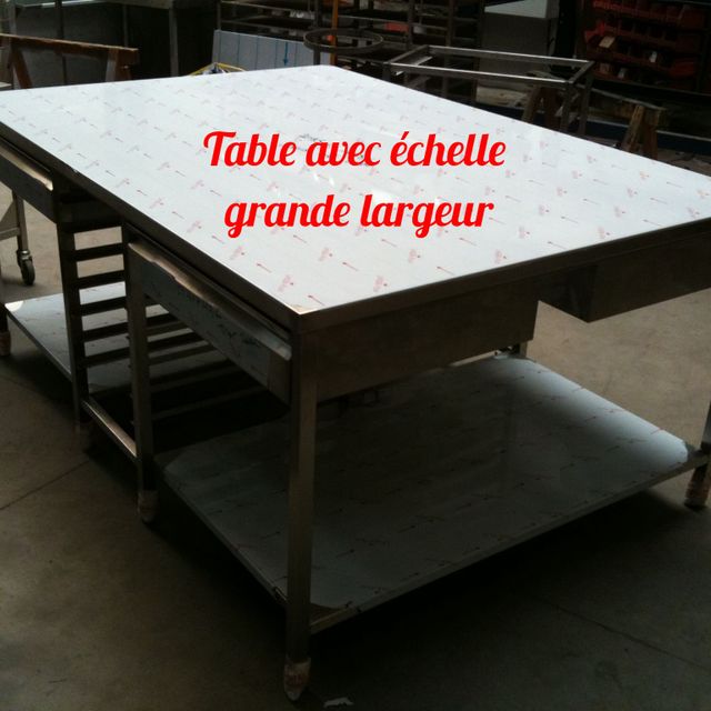 table avec échelle