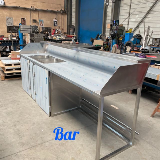 bar